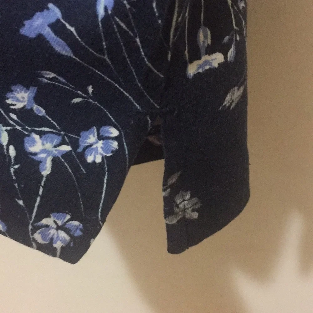 Croft & Barrow Cotton T-shirt Blouse - Picture 5 of 7